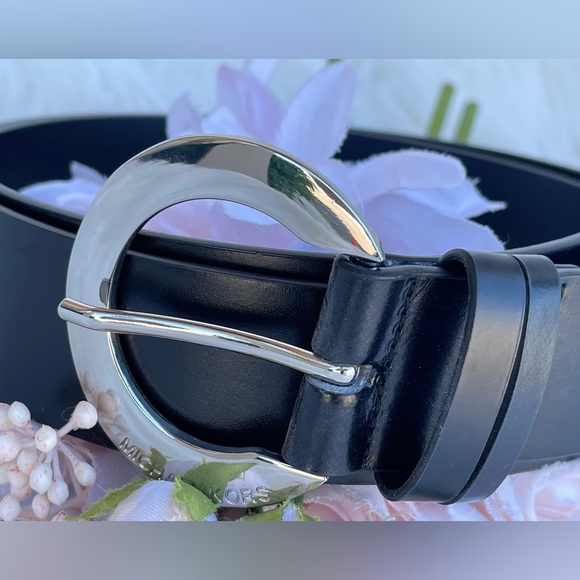 Michael Kors Women's Black Belt - Picture 10 of 14